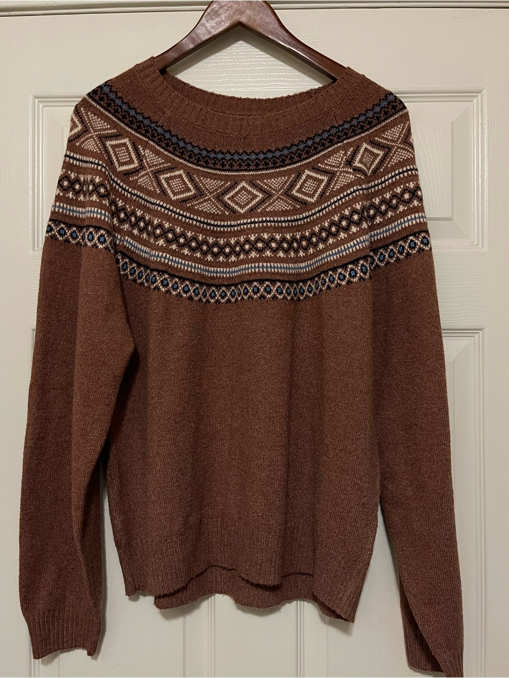 Weather proof vintage Brown Fair Isle Sweater with Geo Pattern never worn
